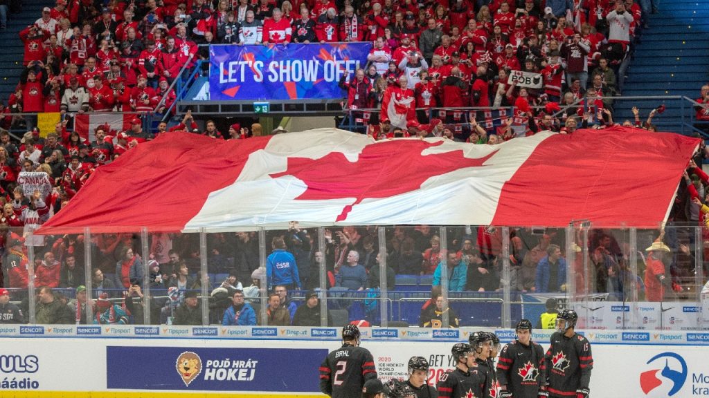 Hockey Canada to resume world junior camp following 14-day quarantine