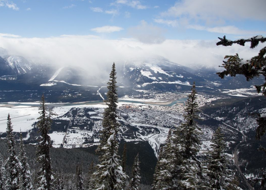 Revelstoke feeling impact of COVID-19 cluster – radionl.com