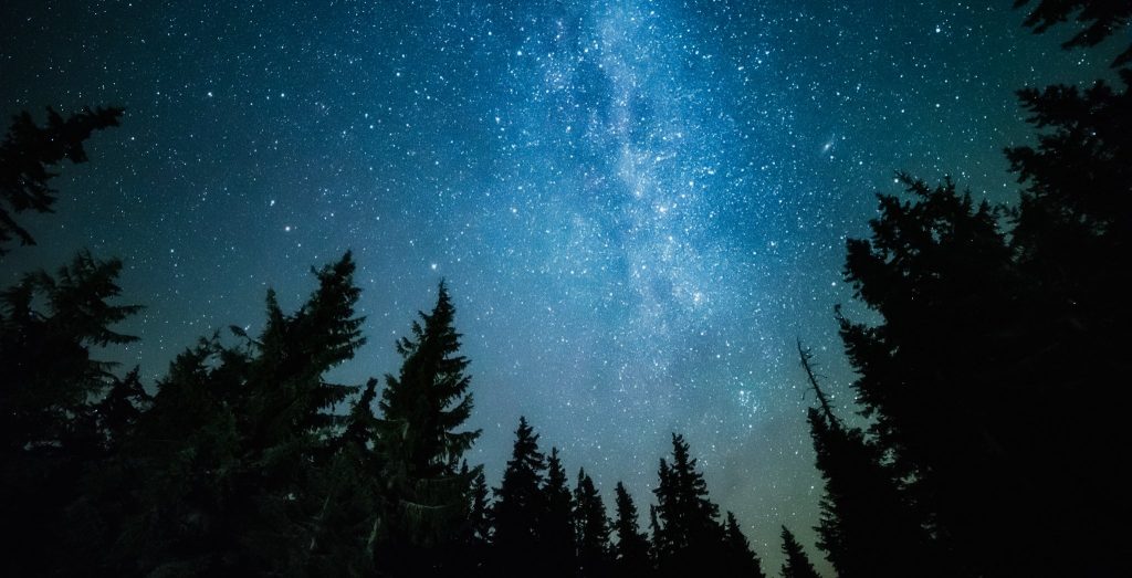 Saturn, Jupiter, And Mercury Come Together For Rare Appearance This Weekend – TravelAwaits