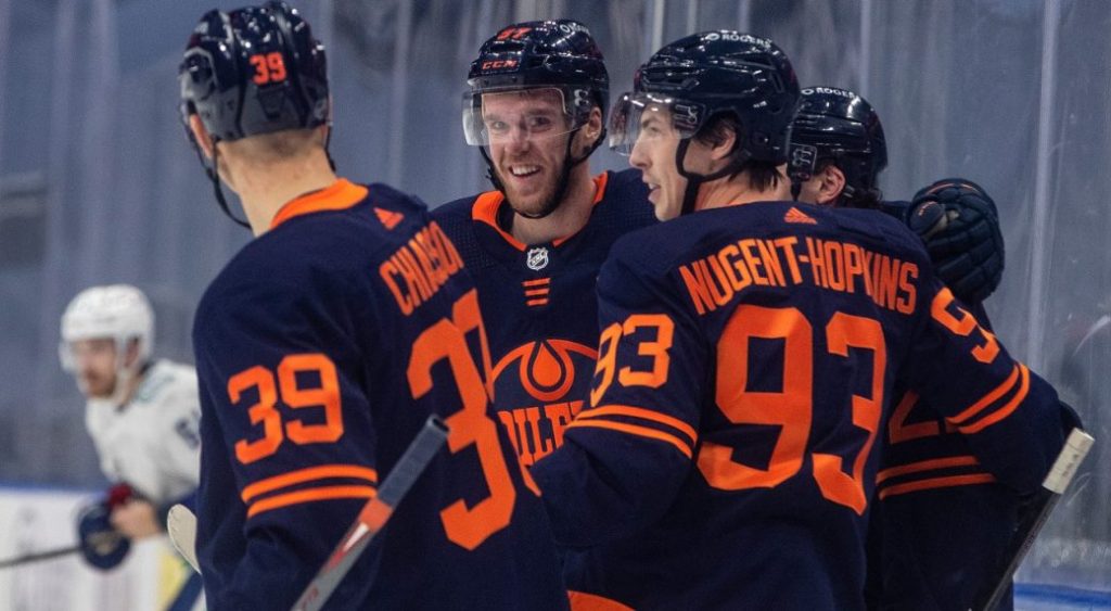 McDavid notches hat trick as Oilers overpower Canucks – Sportsnet.ca
