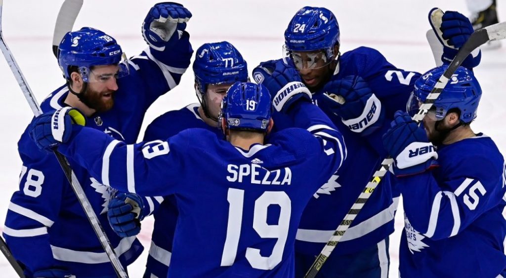 Brooks’ milestone helps patchwork Maple Leafs pick up win over Oilers – Sportsnet.ca