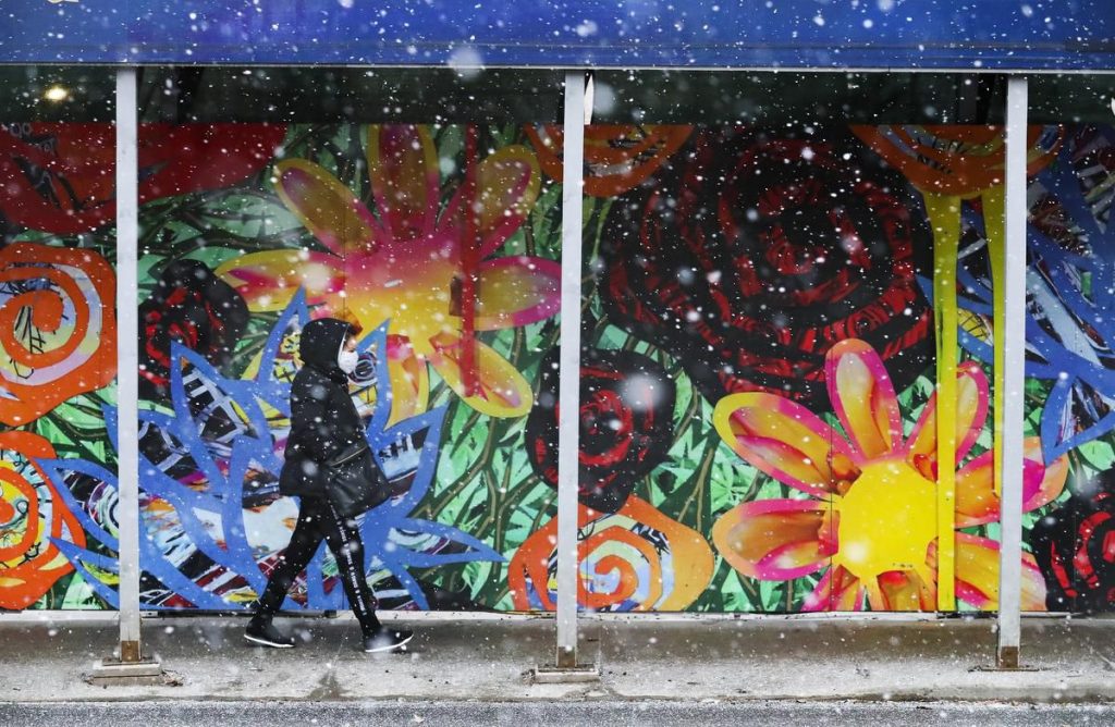 Today's coronavirus news: Ontario reporting 2093 new cases, 56 more deaths; Total vaccinations data was incorrect, government says; Ontario to provide modelling update – Toronto Star