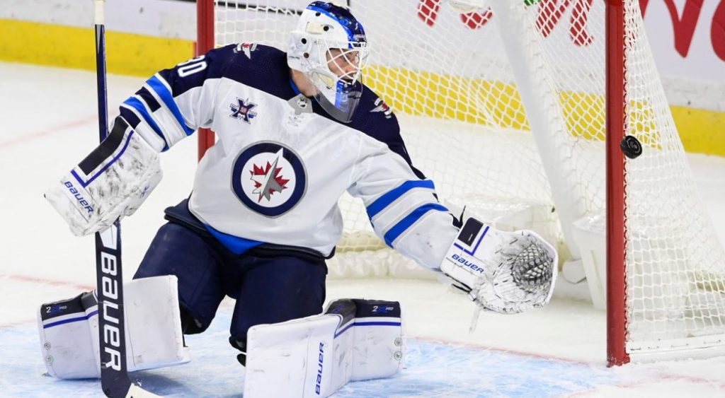 Jets’ Laurent Brossoit staying laser-focused between rare starts – Sportsnet.ca