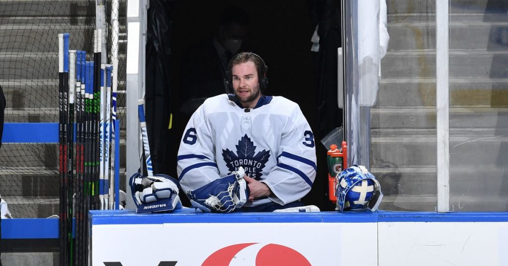 FTB: Starting March with stories from the Maple Leafs Sunday practice – Pension Plan Puppets