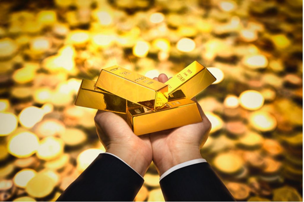 How Can Everyday Investors Buy Gold in Canada?