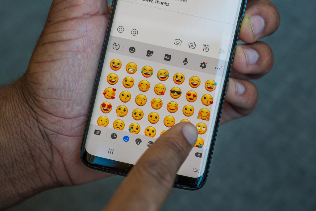 Check out the 5 best emoji keyboards for Android and iOS – CNET