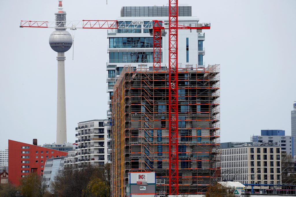 Timber bottlenecks lead to construction stoppages in Germany