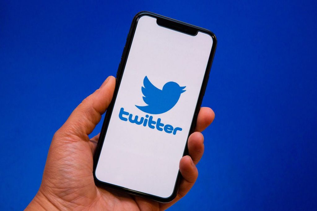 Twitter is getting rid of disappearing Fleets – CNET