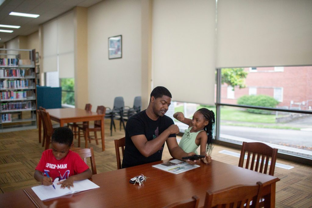 Here's why checking your investment portfolio every day is a bad idea – USA TODAY