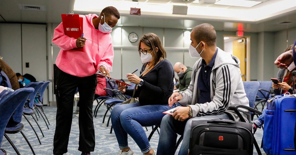 CDC Panel Says J&J COVID-19 Vaccine Benefits Outweigh Risks – Healthline