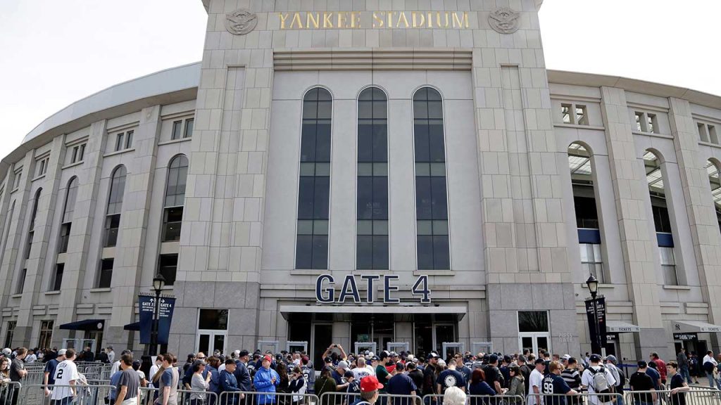 Yankees, Red Sox game postponed because of positive COVID-19 tests – Sportsnet.ca