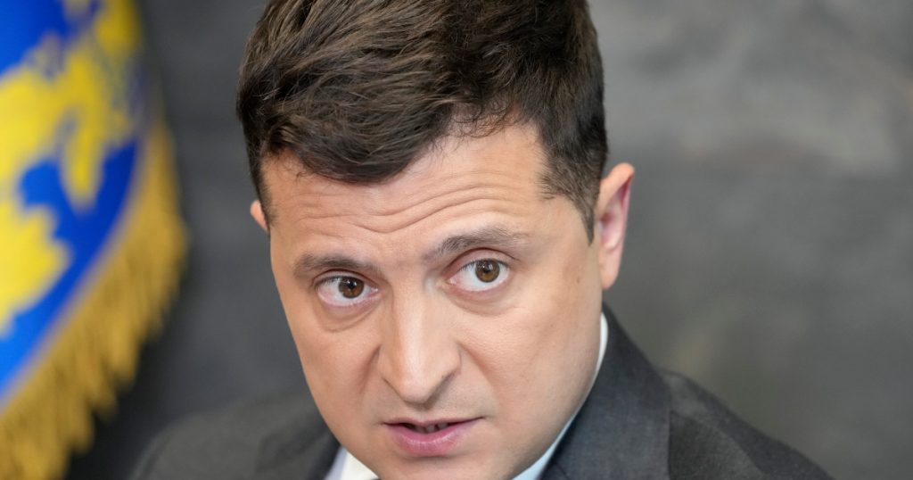 Zelenskyy heads to White House after featuring in US politics – Al Jazeera English