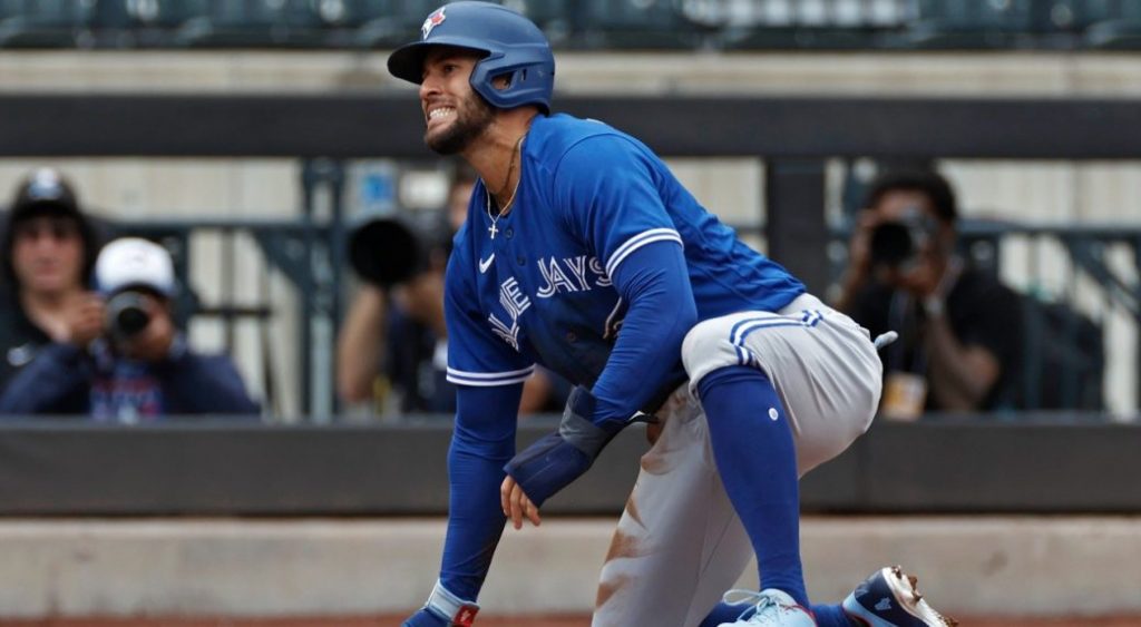 Blue Jays’ George Springer leaves game vs. Orioles after pulling up running bases – Sportsnet.ca