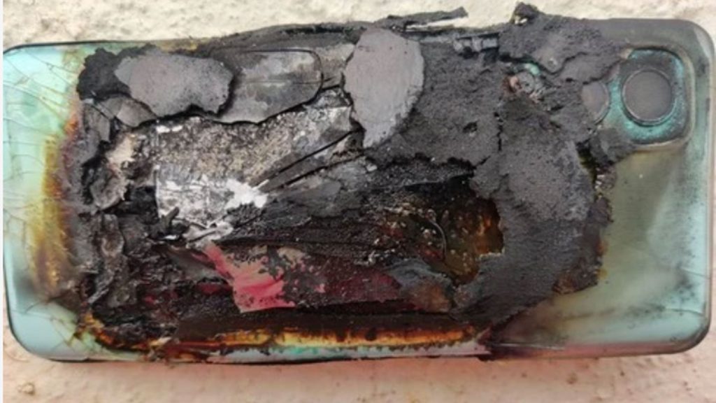 OnePlus Nord 2 owner claims new phone burst into flames – SlashGear