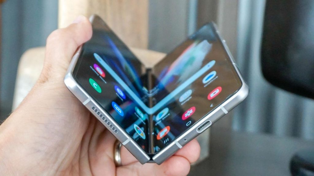 Samsung Galaxy Z Fold 3 and Galaxy Watch 4 delays: Why you may not get your order on time – Tom's Guide