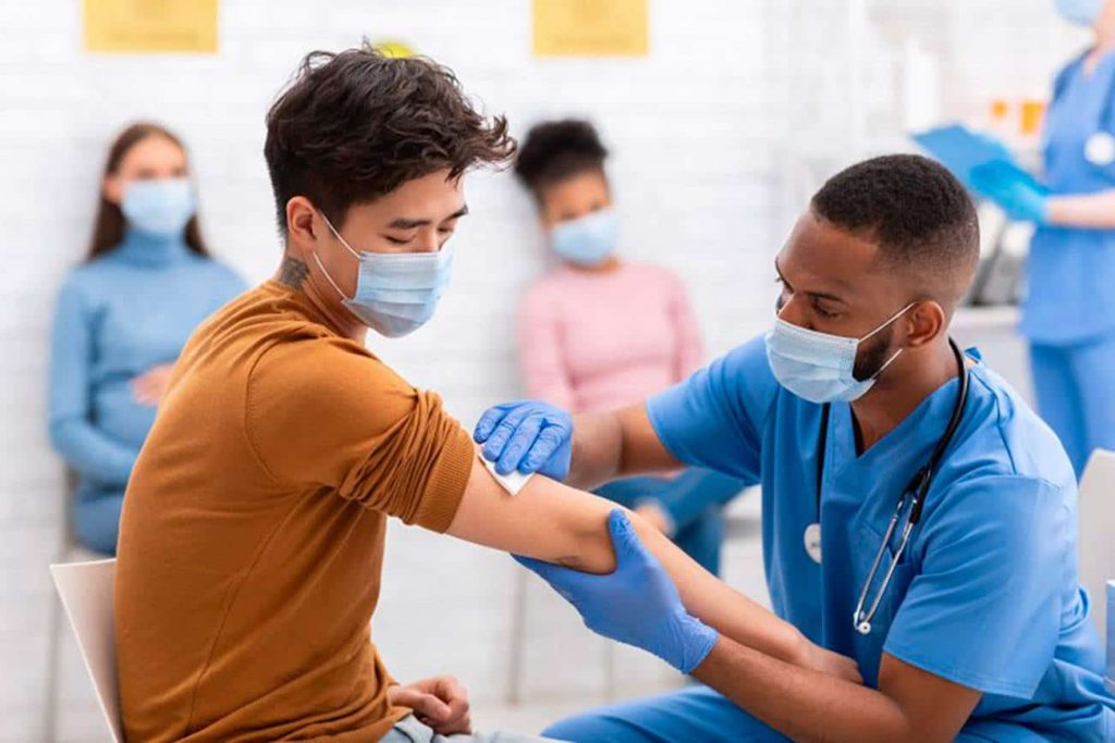 Ontario tells young people to avoid Moderna vaccine due to increased risk of heart condition – insauga.com
