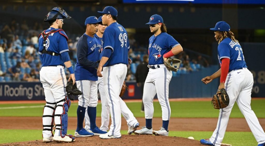 Blue Jays need to determine next steps for Ryu after thumping from Twins – Sportsnet.ca