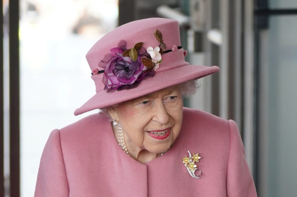 Queen Elizabeth spent a night in hospital – Palace says