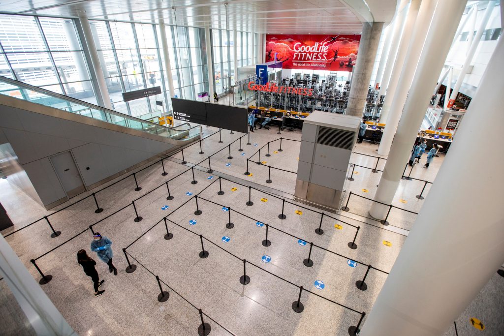 Canada scraps COVID-19 travel advisory; Ontario to end mask, vaccine rules by March