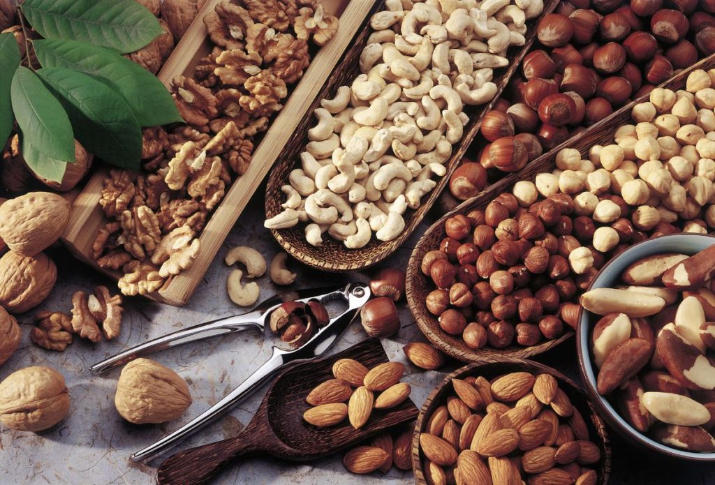 Will eating nuts make me gain weight? – The Globe and Mail