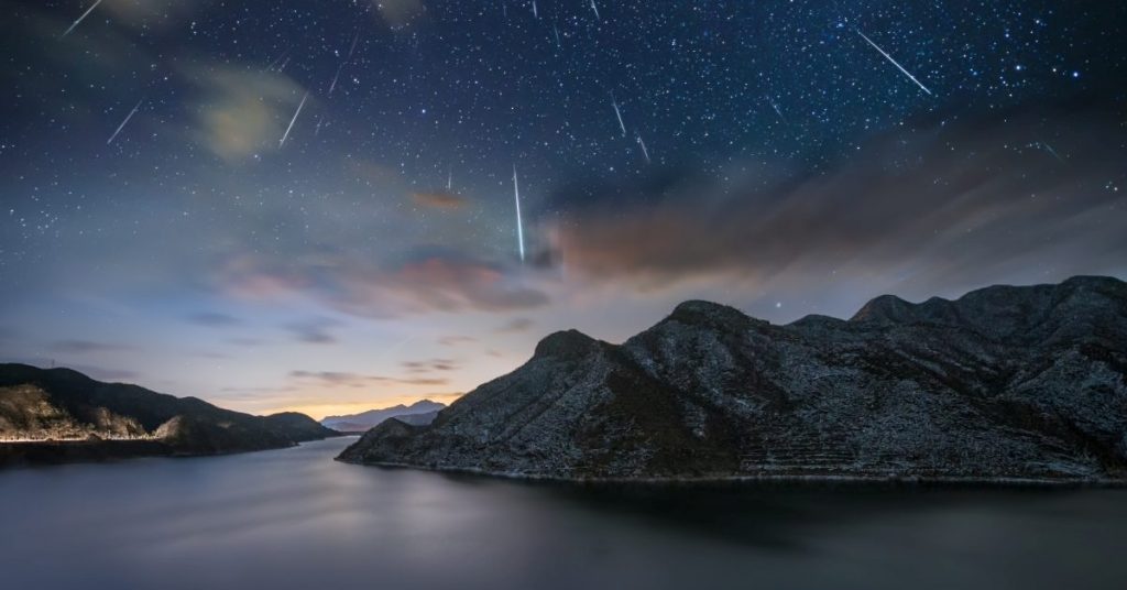 Meteorite Hits Canadian Woman's Home – Snopes.com