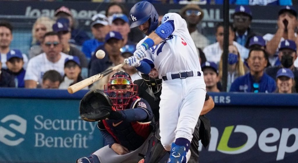 Taylor hits three home runs as Dodgers beat Braves to extend NLCS – Sportsnet.ca