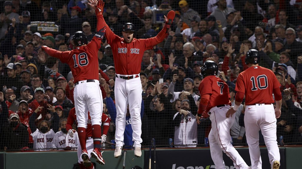 Schwarber hits grand slam, Red Sox hammer Astros to take ALCS lead – Sportsnet.ca