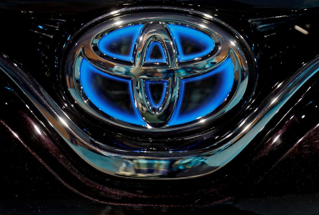 Toyota second-quarter quarterly profit climbs