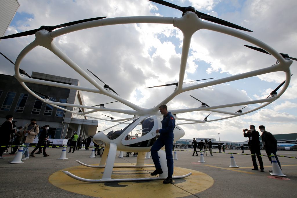 South Korea tests system for controlling air taxis