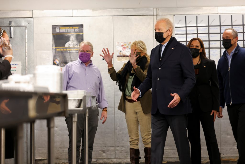 Bidens serve up meal kits with turkey, fixings before Thanksgiving holiday