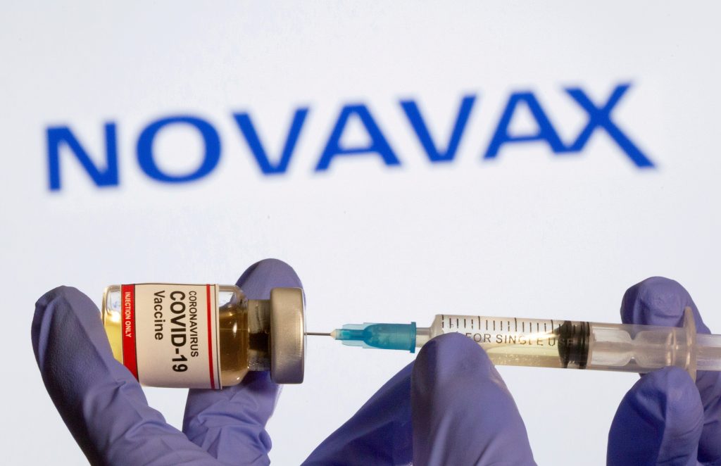 Novavax developing vaccine that targets new COVID-19 variant