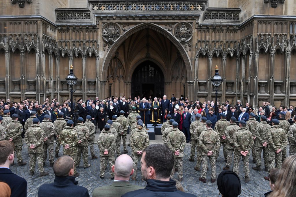 British armed forces to allow people with HIV to enlist