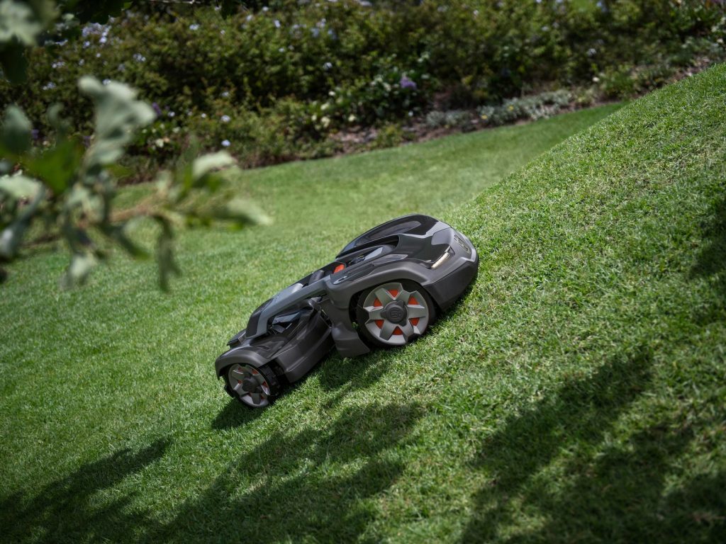 The Husqvarna 435X AWD Automower Grows the Healthiest Grass – Times News Express