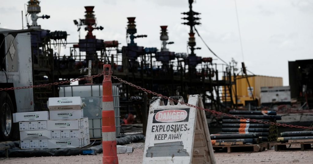 Shale oil's slower investment sparks new tension with White House – Reuters