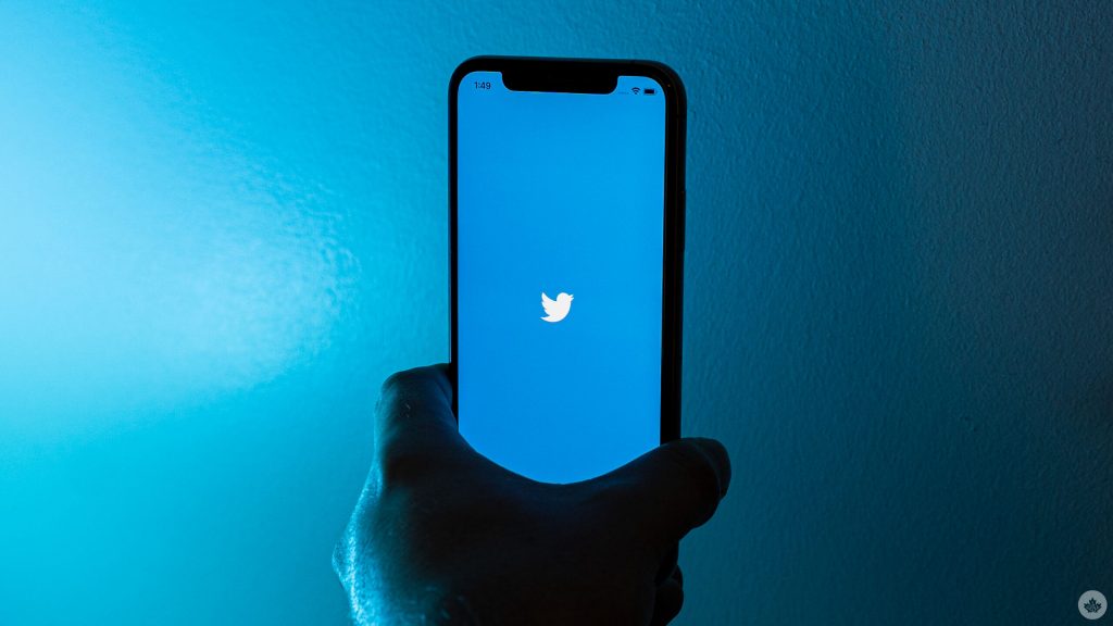 Twitter looking into iOS app bug that logs users out multiple times a day – MobileSyrup