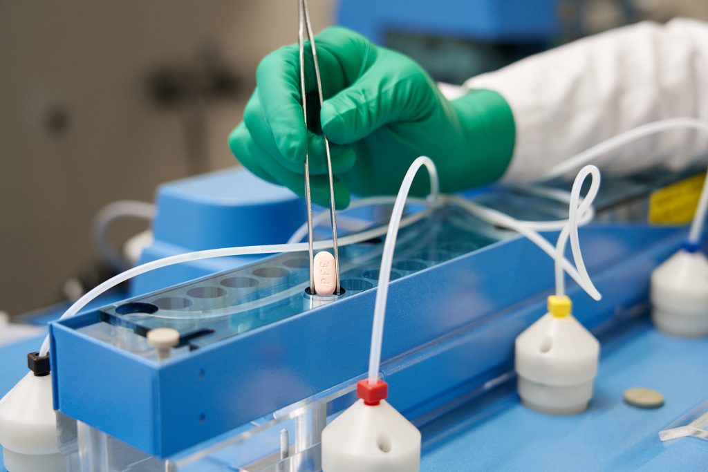 Pfizer begins application for Canada’s approval of COVID-19 pill