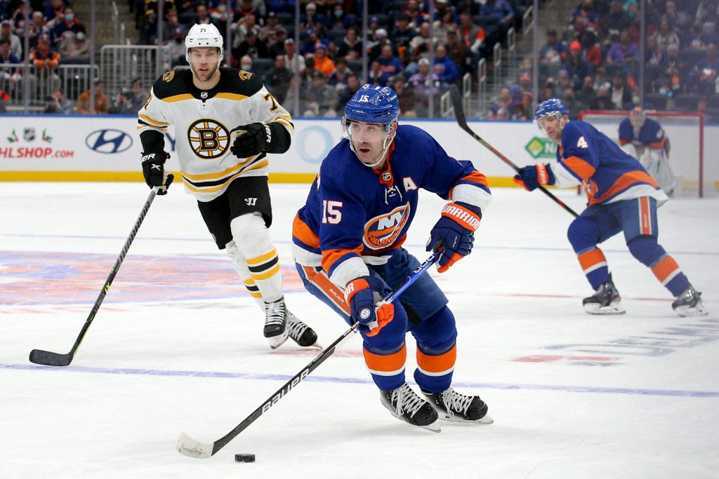 NHL roundup: Oilers, Habs end losing streaks