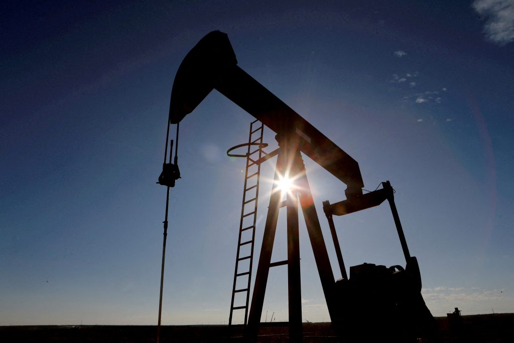 Oil prices rise on inventory drawdown, though Omicron caution lingers