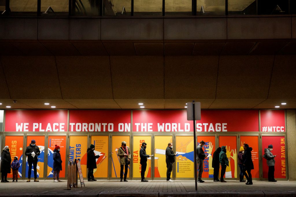 Canada expands aid programs to fight Omicron, says worse yet to come