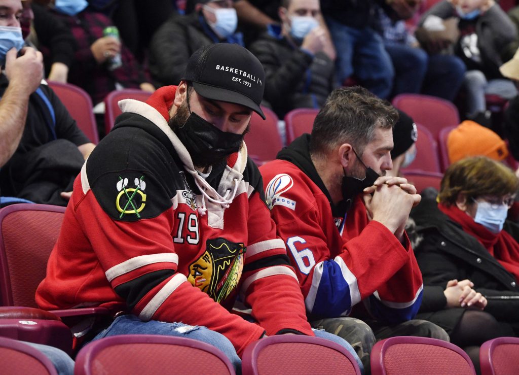 NHL-League postpones games in Canada, citing attendance restrictions