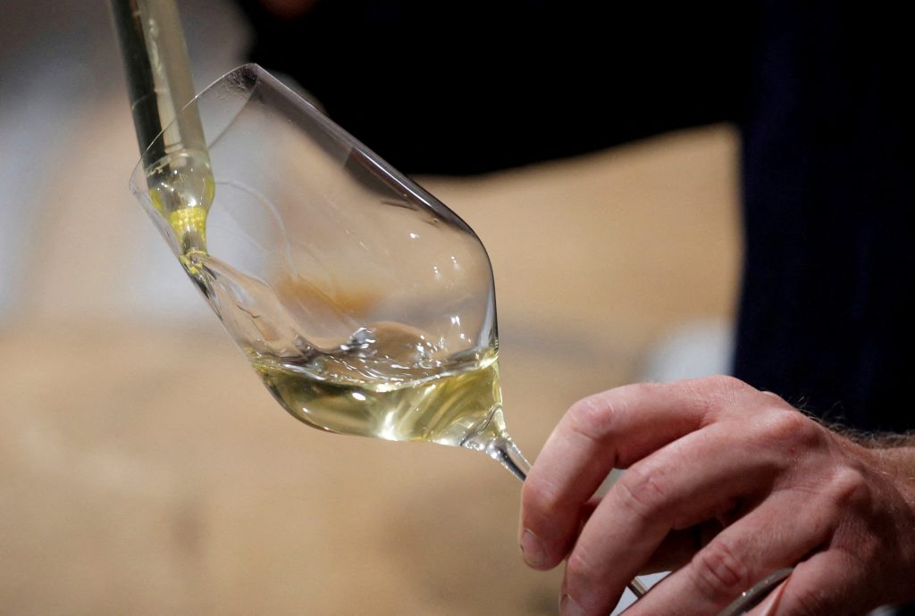 EU records first drop in sparkling wine exports in decade as champagne loses its fizz