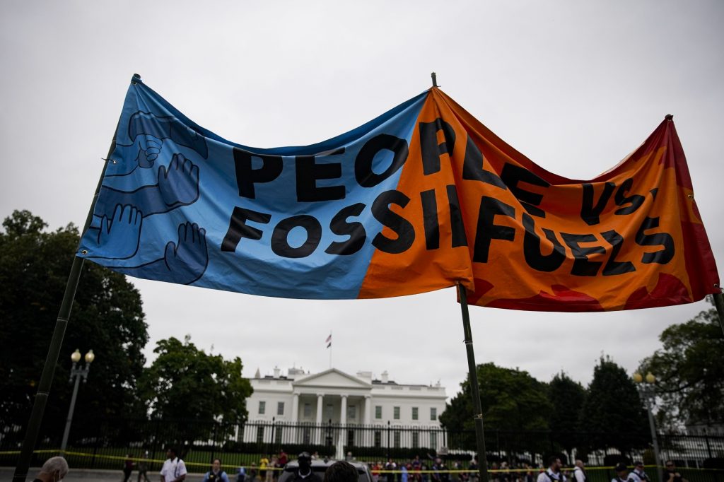 Omicron, midterms, Ukraine, China: Key things to watch in US politics this year