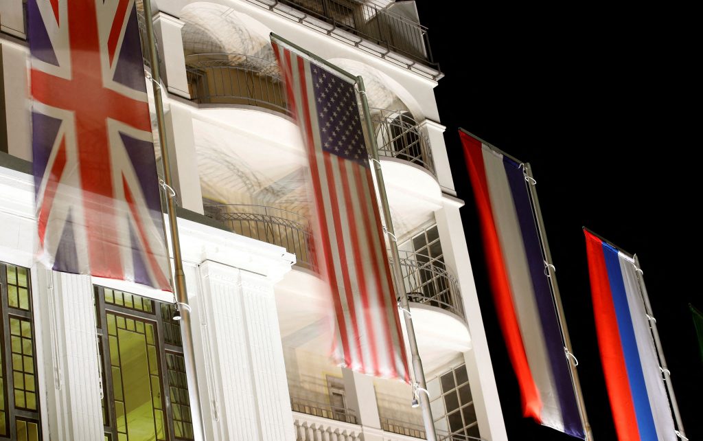 Russia, China, Britain, U.S. and France say no one can win nuclear war