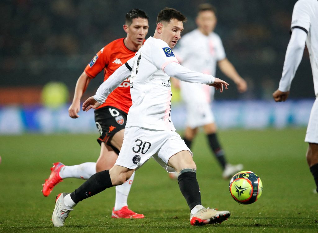 Soccer-Lewandowski, Messi, Salah short-listed for FIFA Best Men’s Player award