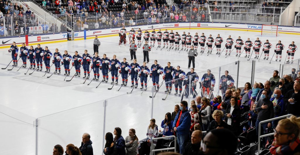 Olympics-Ice hockey rivals take different approaches to same COVID opponent