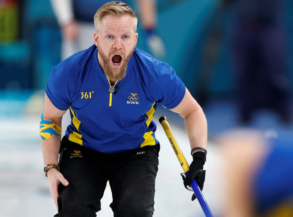 Olympics-Curling-Sweden aim for Beijing sweep, Canada seek redemption