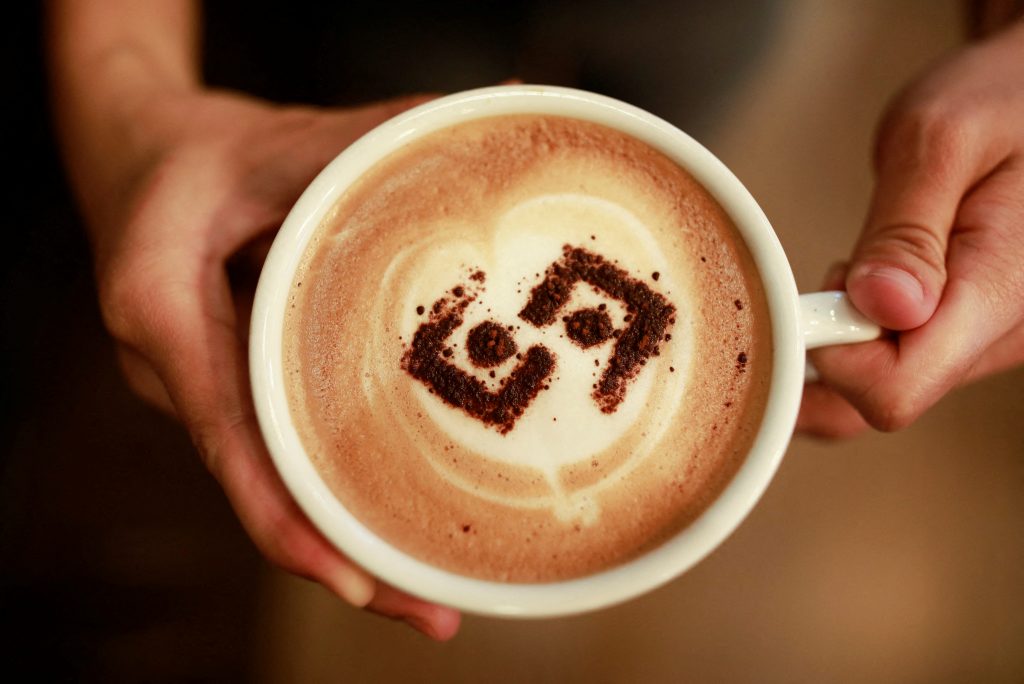 Thai cafe serves up crypto advice with coffee and cake