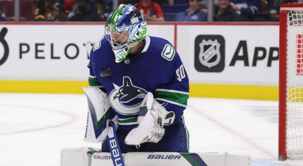 Canucks add goalie Spencer Martin, two assistant coaches to COVID protocol – Sportsnet.ca
