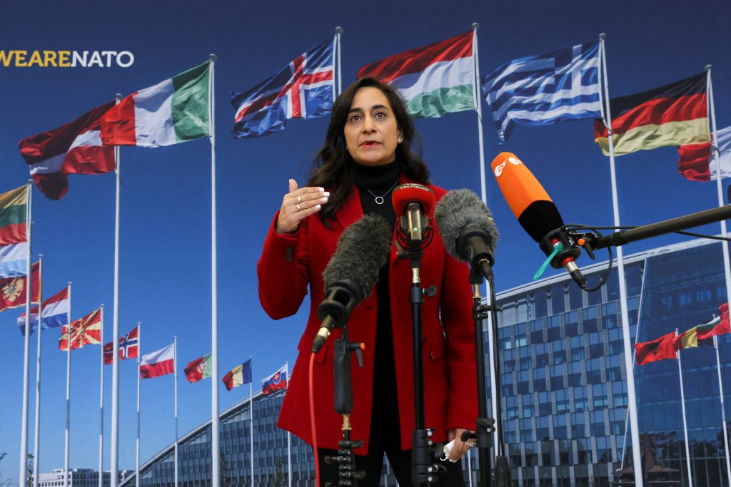 Canada, at NATO, says Russia has a choice between de-escalation and sanctions