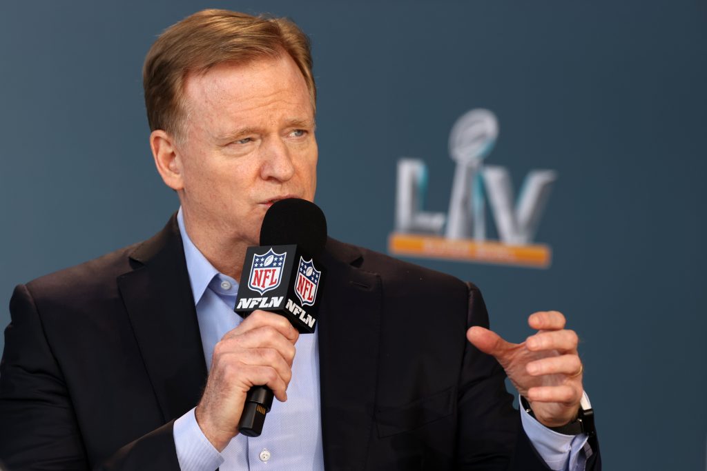 Goodell to NFL teams: Head coach diversity ‘unacceptable’